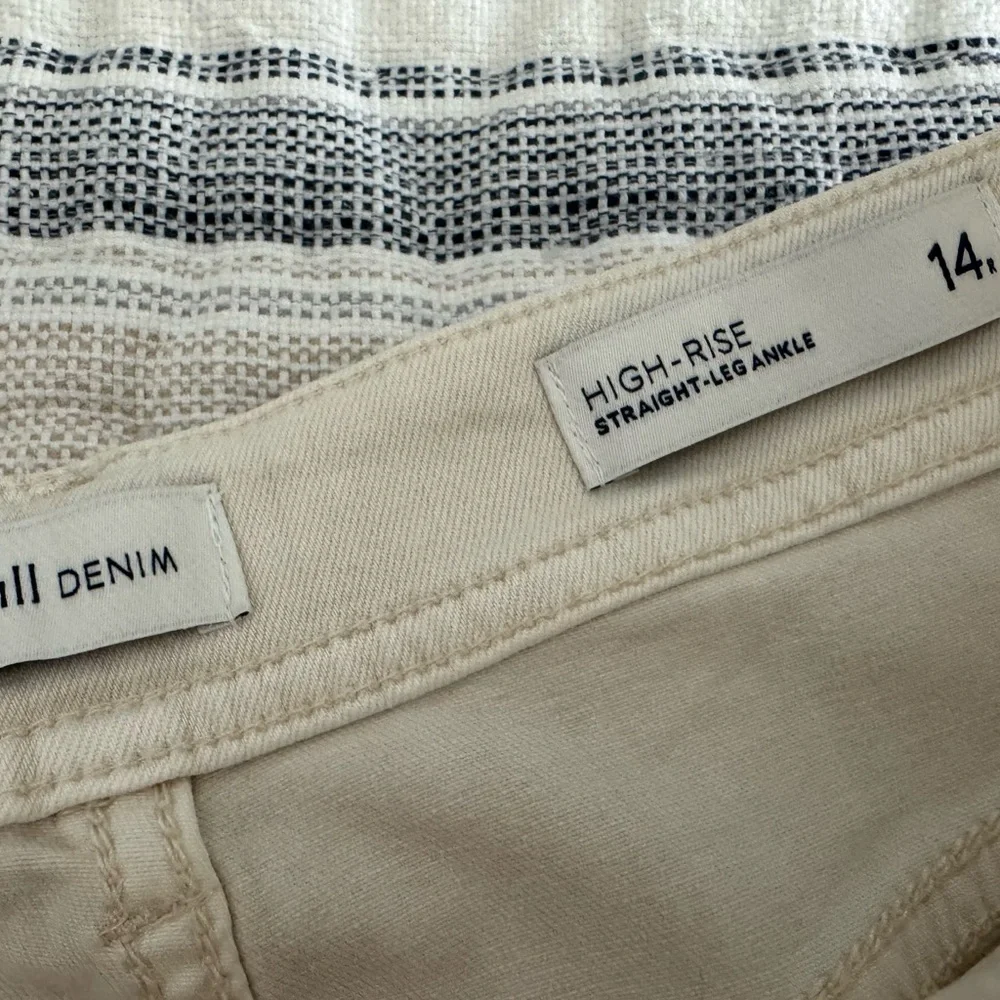 J. Jill Cream High-Waisted Jeans - Picture 3 of 3
